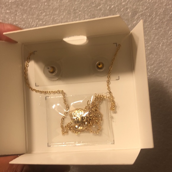 Betsy Johnson Daisy set - Picture 6 of 7